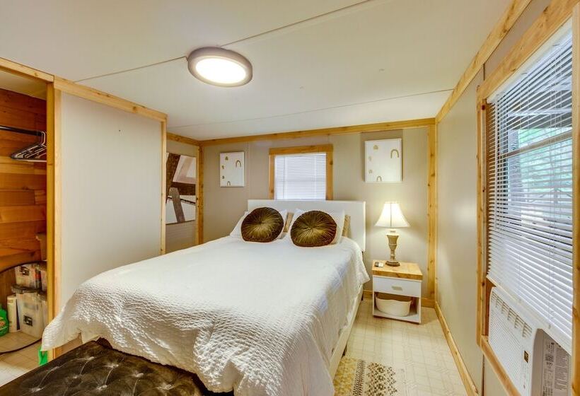 Hemphill Home W/ Community Perks < 1 Mi To Water!