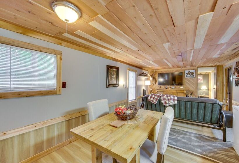 Hemphill Home W/ Community Perks < 1 Mi To Water!