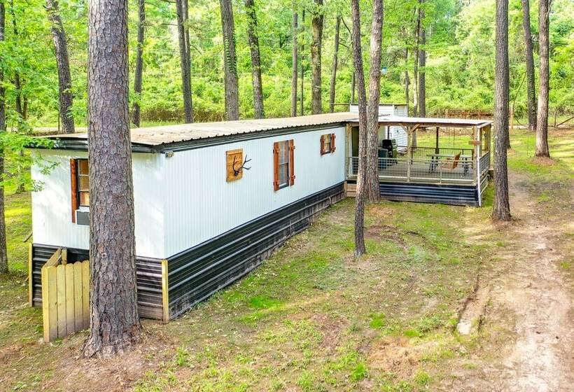 Hemphill Home W/ Community Perks < 1 Mi To Water!