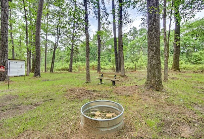 Hemphill Home W/ Community Perks < 1 Mi To Water!