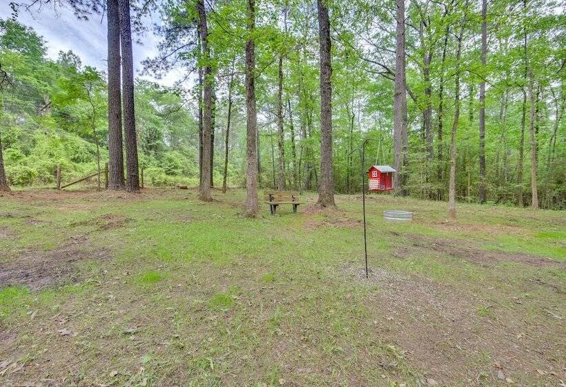 Hemphill Home W/ Community Perks < 1 Mi To Water!