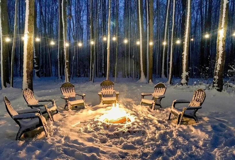 Higgins Lake Retreat   Hike, Swim, Relax!