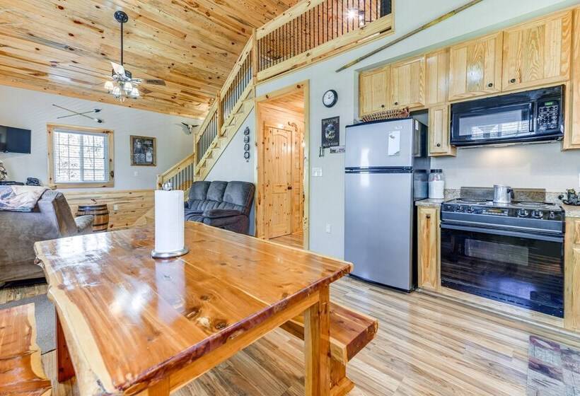 Hillside Cabin + Grill   Near Smoky Mountains