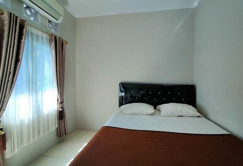 فندق فئة نجمة واحدة Aqsa Guest House Ciamis