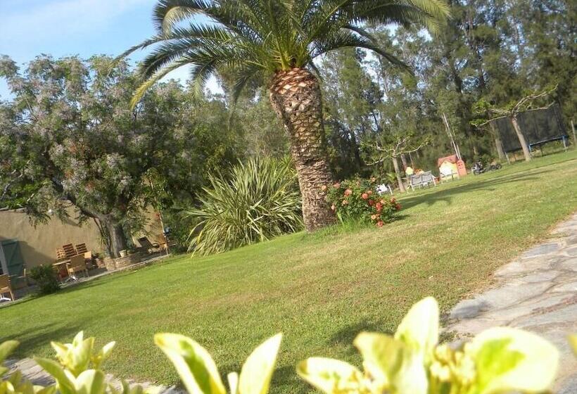 ホテル Auberge Les Oliviers