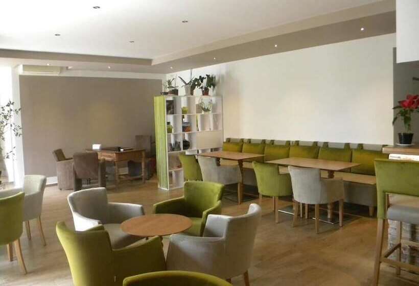 ホテル Auberge Les Oliviers