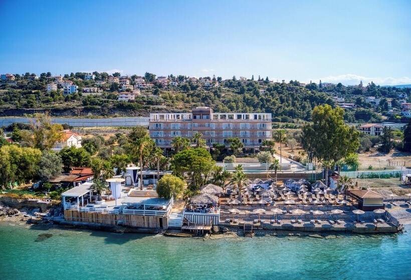 בית מלון כפרי Black And White Boho Resort