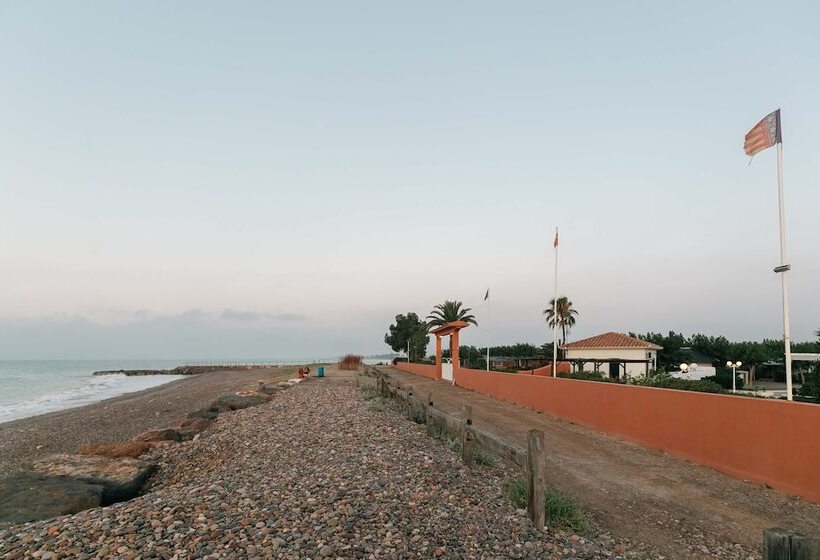 Отель Camping Tres Estrellas Mediterráneo