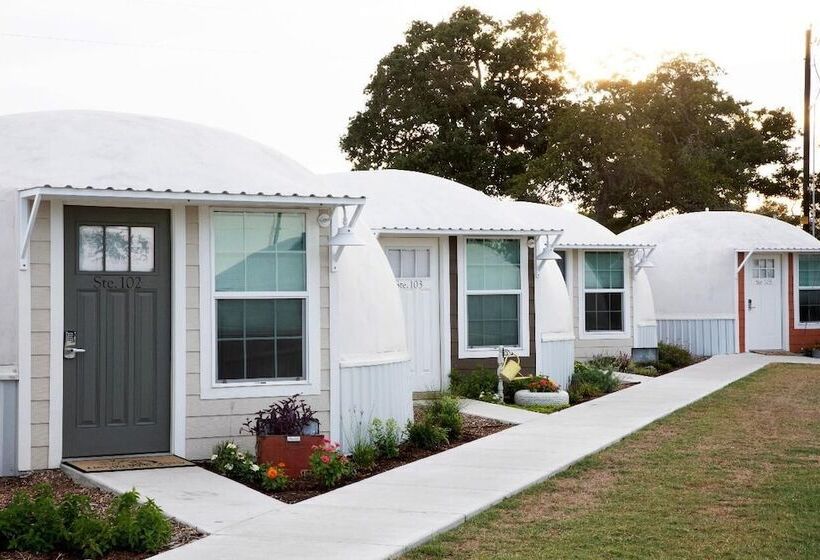 ホテル Country Dome Suites