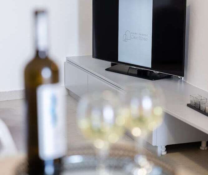 Отель Saint George Cave House