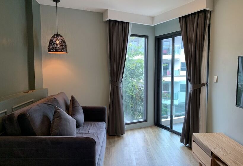 Отель Eco Cozy Beachfront Resort Chaam