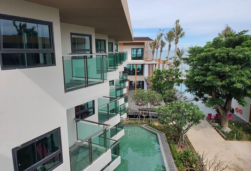 Отель Eco Cozy Beachfront Resort Chaam