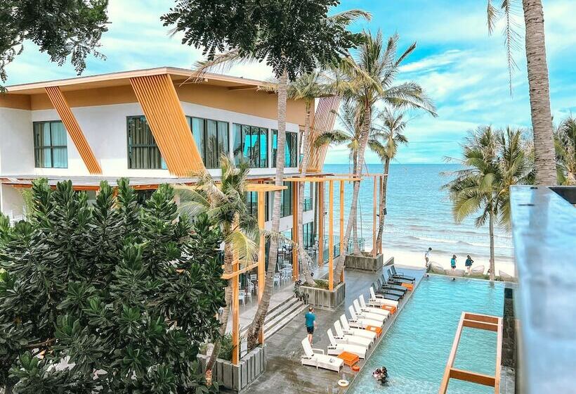 Отель Eco Cozy Beachfront Resort Chaam
