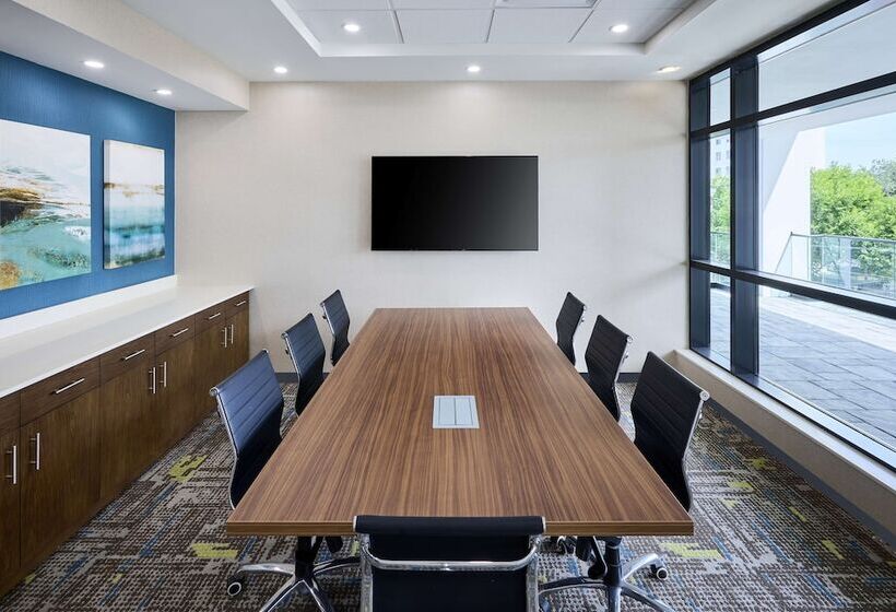 ホテル Hampton Inn By Hilton Hamilton