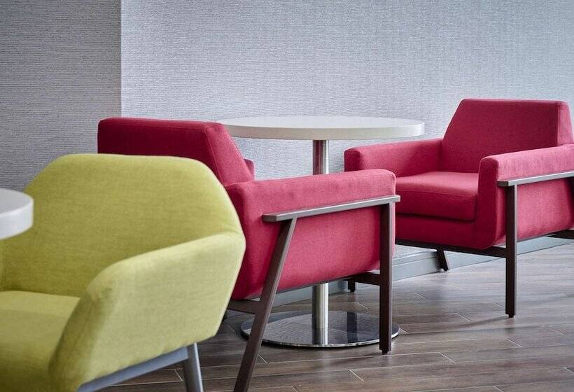 ホテル Hampton Inn By Hilton Hamilton