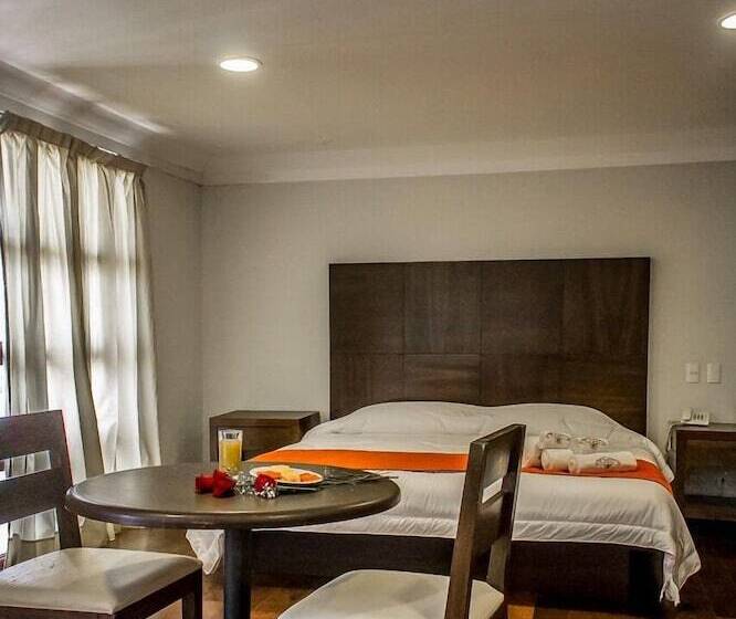 فندق Real Del Oro