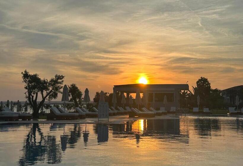 בית מלון כפרי Seacoast Resort Halkidiki