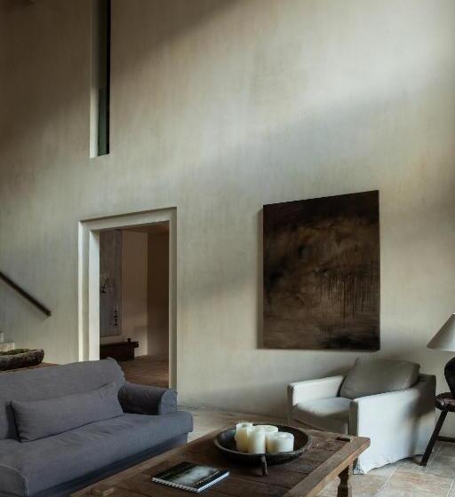 Sunyata Hotel. Deqin Meili