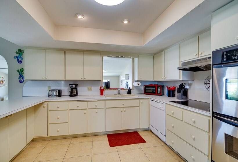 Indian Harbour Beach Home W/ Private Pool!