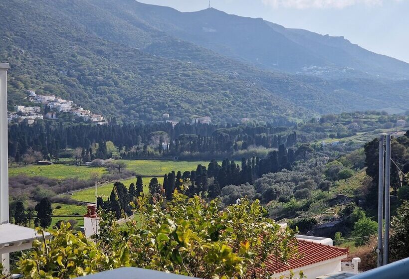 Karaoulanis Apartments