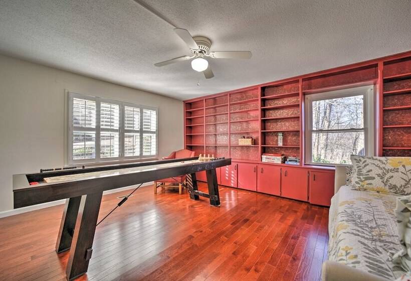 Lake Junaluska Home W/ Deck, Close To Trails!