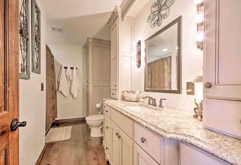 Lake Norfork Home W/waterview Patio + Balcony