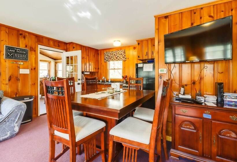 Lake Wallenpaupack Cabin W/ Boat Trailer Parking