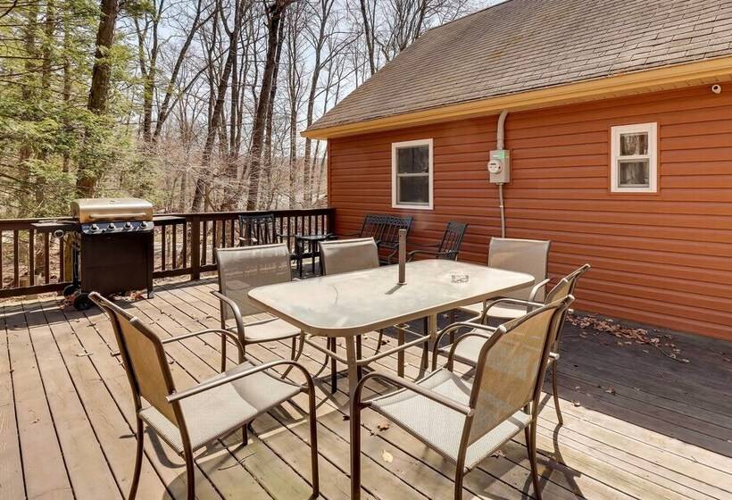 Lake Wallenpaupack Cabin W/ Boat Trailer Parking