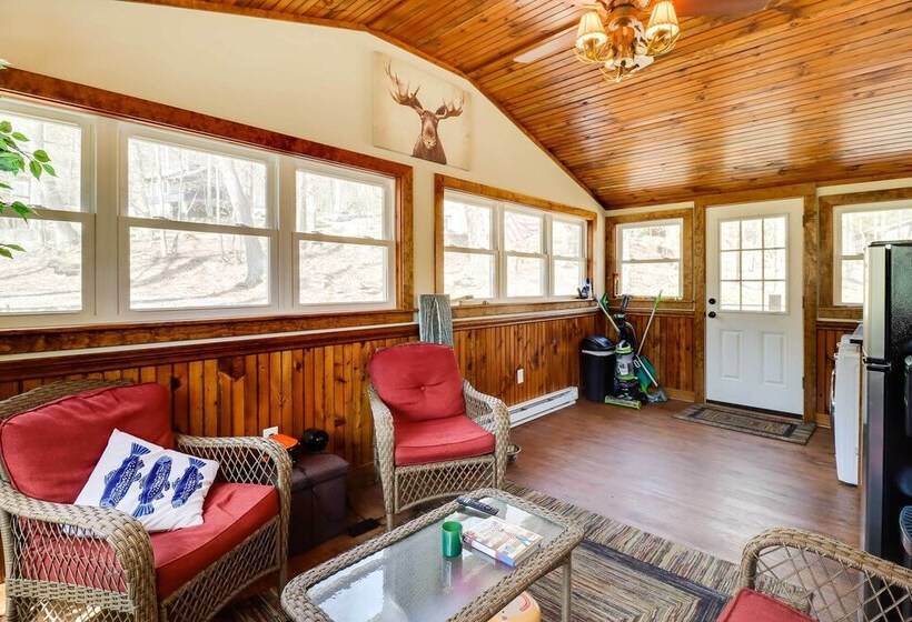 Lake Wallenpaupack Cabin W/ Boat Trailer Parking