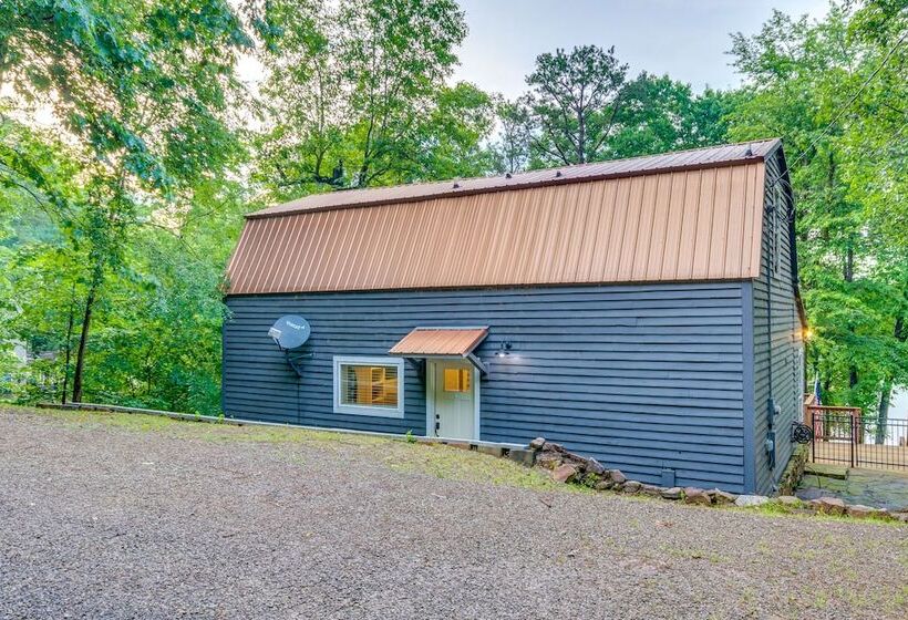 Lakefront Arkansas Abode   Deck, Grill & Fire Pit