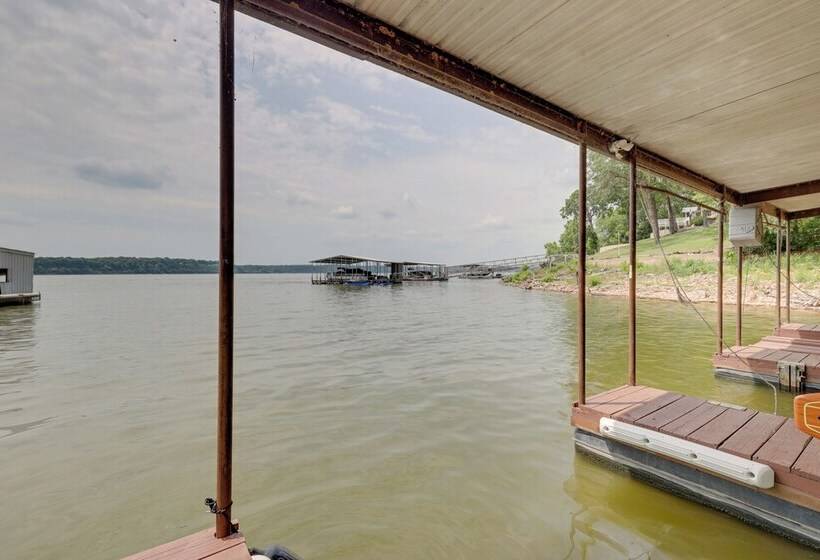 Dock & Pool Access: Lakefront Grove Home!