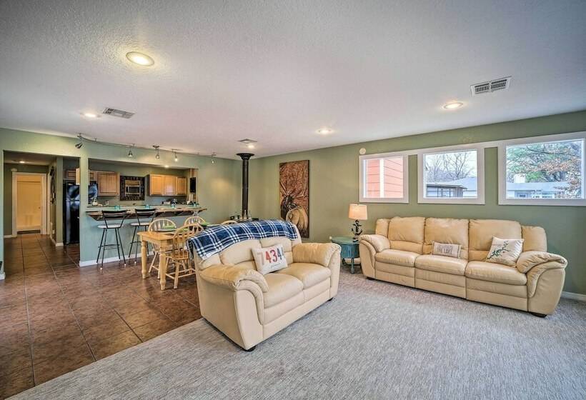 Lakefront Grove Retreat W/ Boat Dock & Lift!