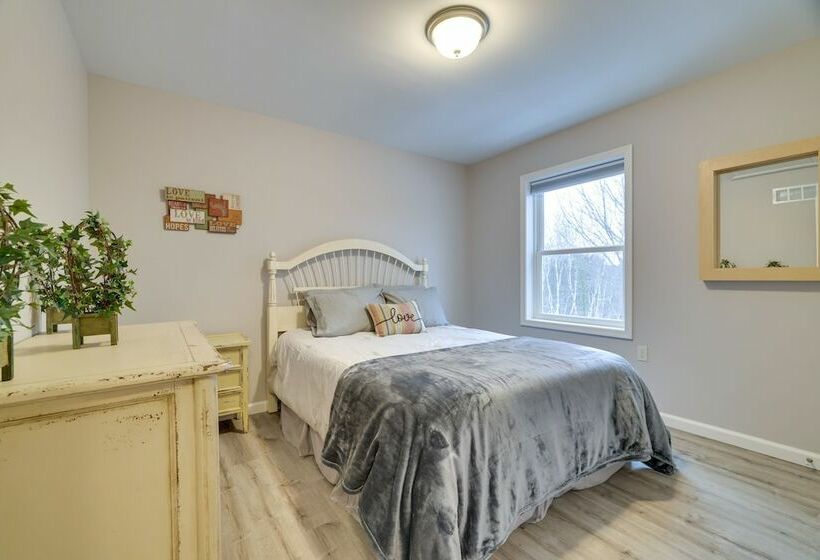 Lakefront Long Pond Home W/ Deck!