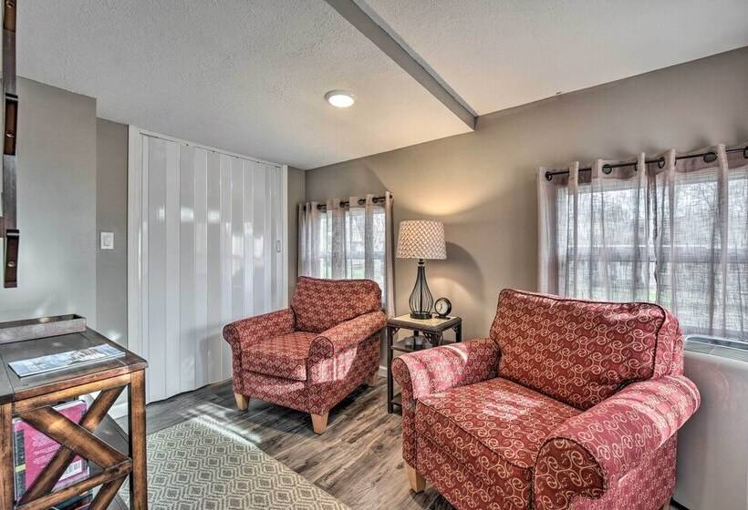 Lakeland Cottage   1/2 Mile To St Croix River