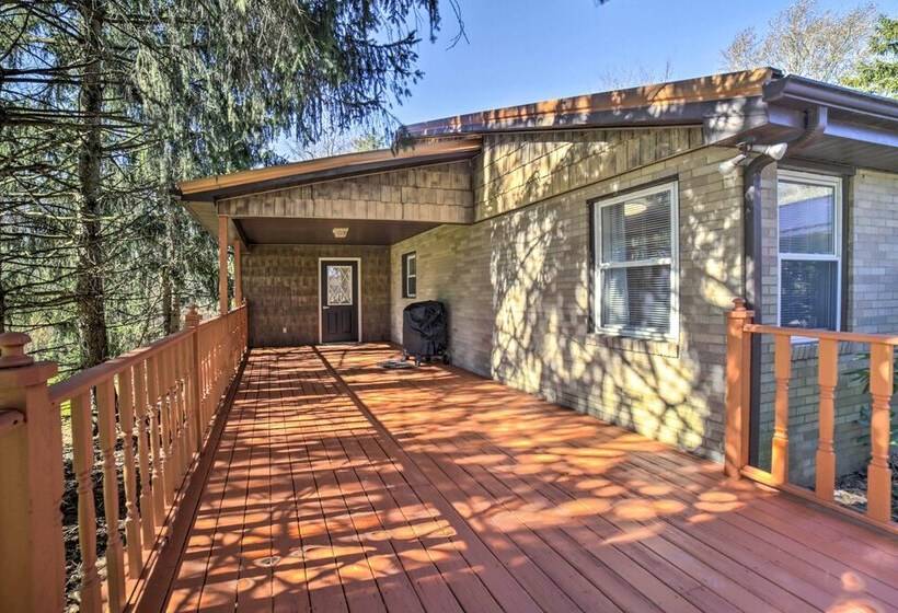 Near Mines & Meadows: Spacious Home W/ Game Room