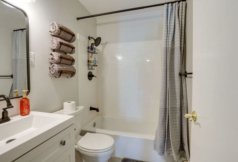 Lawrenceburg Family Home W/ Seasonal Pool!