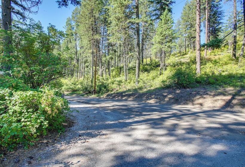 Loon Lake Waterfront Retreat: 2 Decks & Dock!