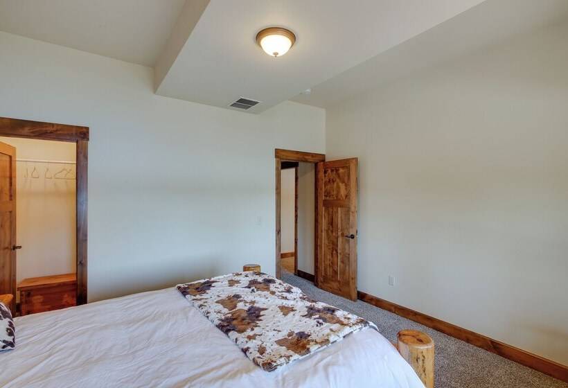 Loon Lake Waterfront Retreat: 2 Decks & Dock!