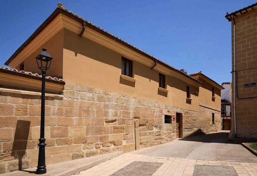 Los Apartamentos Del Palacio