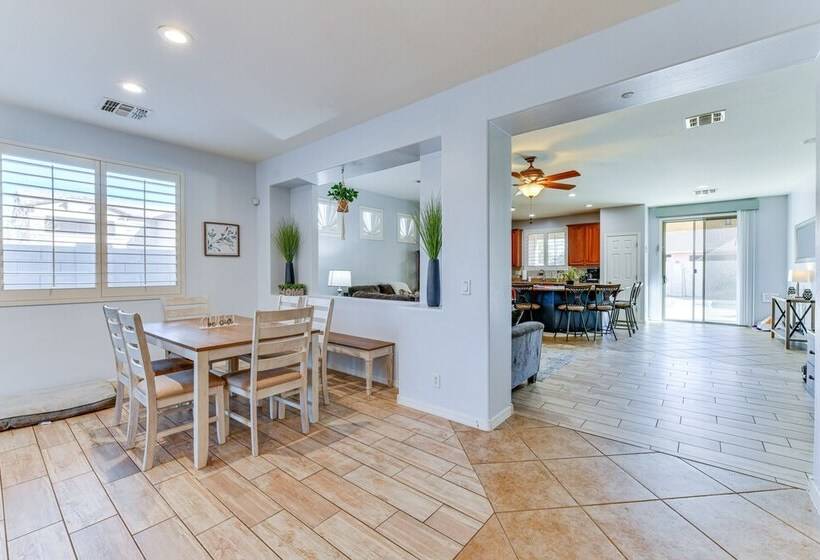 Lovely Casa Grande Home With Private Yard + Bbq