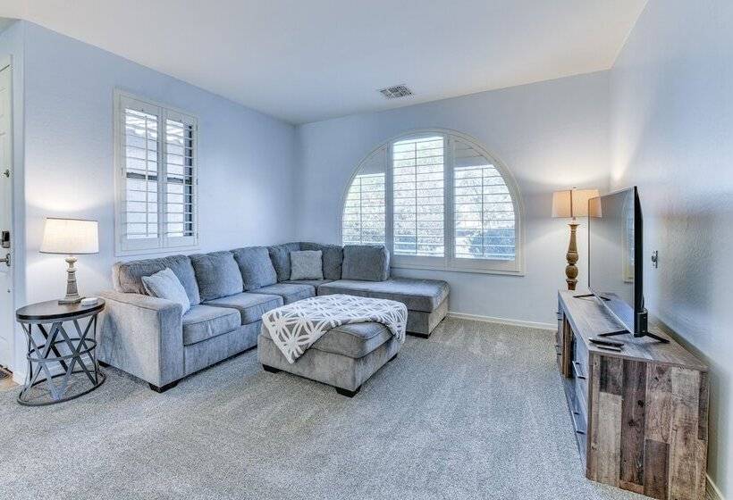 Lovely Casa Grande Home With Private Yard + Bbq