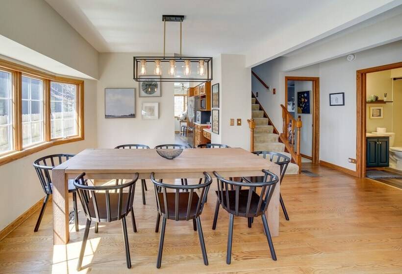 Lovely Kalamazoo River Home W/ Dock & Hot Tub