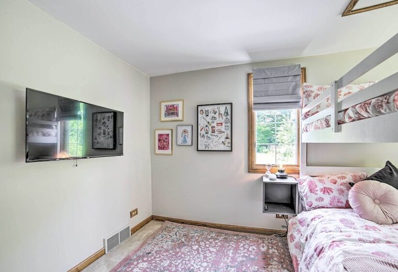 Lovely Kalamazoo River Home W/ Dock & Hot Tub