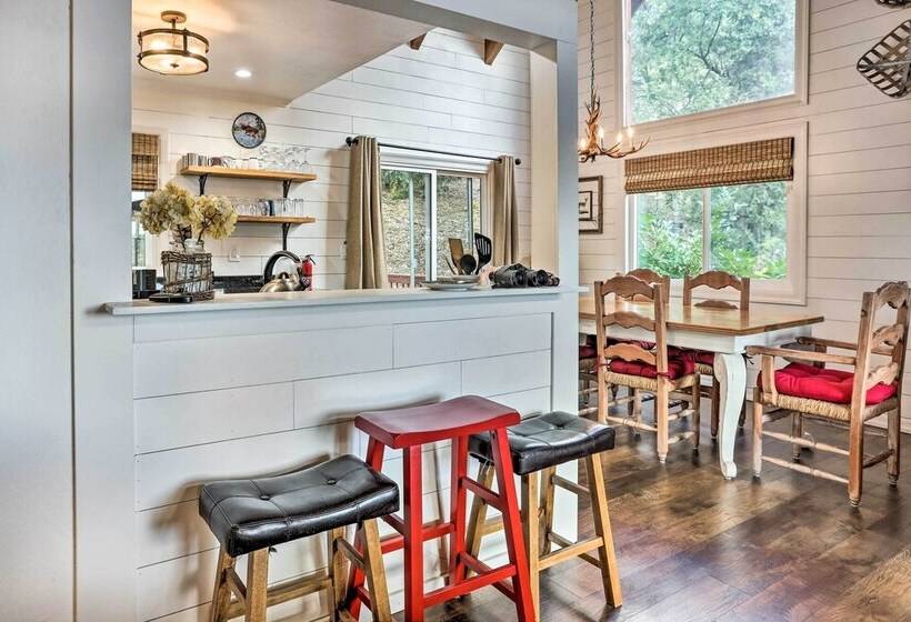 Lovely Lake Arrowhead Cabin W/ Furnished Deck