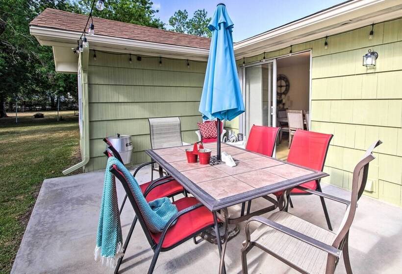 Lovely Tomball Home < 1 Mi To Dtwn + Pool Access!