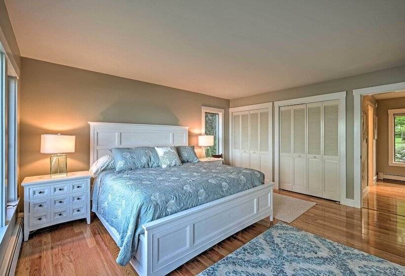 Lovely Waterfront Owls Head Home W/ Own Beach