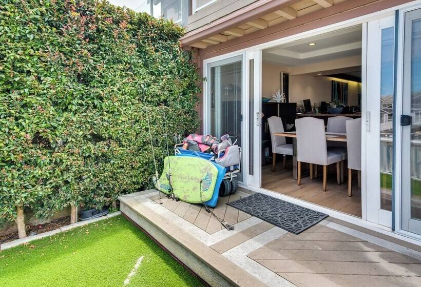 Luxurious Channel Islands Harbor Home W/ Boat Dock