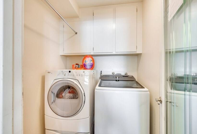 Luxurious Channel Islands Harbor Home W/ Boat Dock