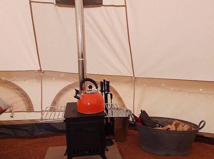 Chestnut 6m Xl Bell Tent, Log Burner, Nr Whitby