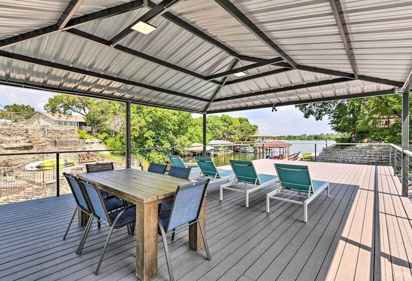 Luxury Granbury Home W/ Private Boat Dock!